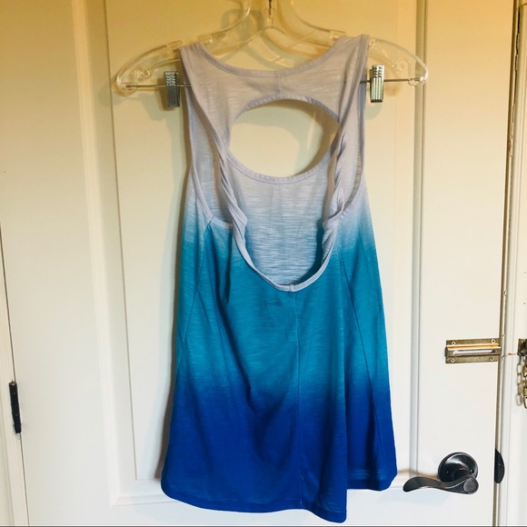 gradient finish blue shirt - Picture 2 of 3